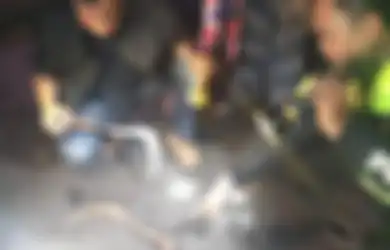 Carok Maut Dua Lawan Tiga, Bapak dan Anak Jadi Korban, Tewas Bersimbah Darah di Pinggir Jalan