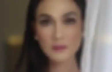 Antara Nikah Siri dan Kawin Kontrak, Ini Dia Jawaban Luna Maya Ketika Disuruh Memilih Diantara Keduanya
