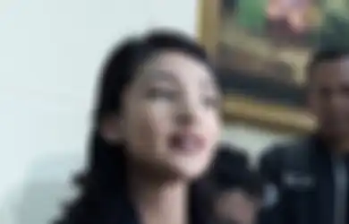 Ribut Harta Gono-gini, Atalarik Syach Disebut Minta Mantan Istri Kembalikan Seserahan Hingga Hadiah Saat Pacaran, Tsania Marwa: Ini Konyol Banget