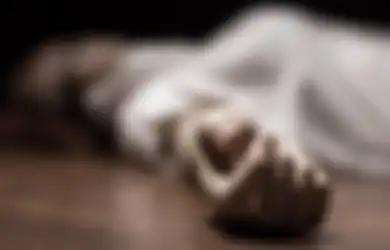 Bau Sperma di Sofa, Si Pacar Emosi Langsung Bekep Kekasihnya Sampe Tewas