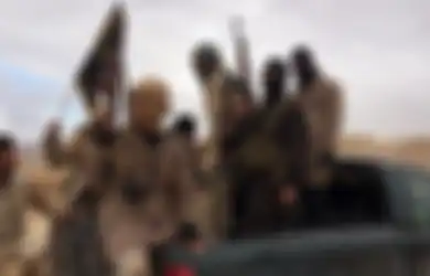 Begini Cara Rusia Pamerkan Kemenangan Taklukan Bandit Internasional ISIS. Foto-Foto Ini Jadi Buktinya