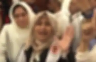 Disuruh Pindah Negara Sampai Disumpah Serapahi Inul Daratista, Neno Warisman Justru Balas Omelan Sang Pedangdut dengan Pujian Setinggi Langit: Jadi Kita Gituan Aja Lah Mbak...