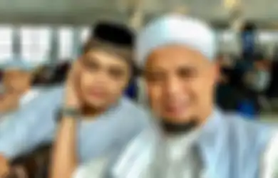 Sekarang Dikabarkan Bercerai, Alvin Faiz Putuskan Nikah Muda di Usia 17 Tahun, Putra Mendiang Ustaz Arifin Sempat Bongkar Rahasia Larissa Chou hingga Buat Baper Netizen: Jadi Pengen Cepet Nikah