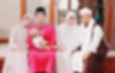 Geluti Berbagai Macam Bisnis, Anak Ustadz Muhammad Arifin Ilham Buktikan Bisa Sukses Meski Menikah Muda di Usia Belum Genap 20 Tahun, Isi Huniannya Kian Tersorot Media