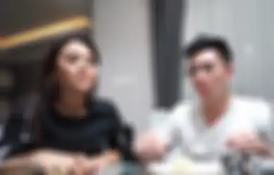 Aurel Hermansyah Pakai Ini Saat Masak, Verrel Bramasta Ngamuk!