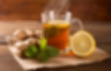 5 Minuman Ini Paling Mujarab Redakan Sakit Tenggorokan Akibat Omicron
