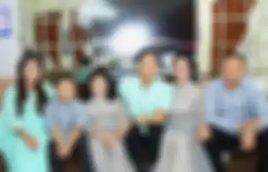 Cuma Bisa Nangis Saat Disuruh Minta Restu Suami Krisdayanti, Ini Alasan Aurel Tolak Raul Lemos Ikut Foto di Pelaminannya Nanti