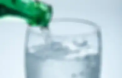 4 Fakta tentang Minuman Bersoda Ini Bikin Kita Berhenti Sekarang Juga!
