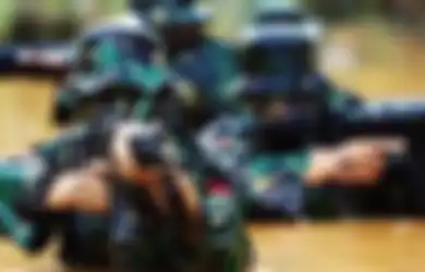 Ditemani 3 Makhluk Halus Saat 18 Hari Tersesat, Anggota Kopassus Ini Ngaku Tiap Malam Dipijit Sosok Gaib Penjaga Hutan Papua, Tubuhnya Ditemukan dalam Kondisi Memilukan Tapi Bersih dari Hal Mengerikan Ini