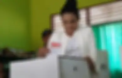 Ngaku Tak Ada Niat Manjakan Pengusaha, Krisdayanti Sebut UU Cipta Kerja Demi Ciptakan Lapangan Kerja yang Lebih Banyak: Terobosan Hukum untuk Bangsa