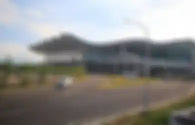 Masihkah Bandara Kertajati Sesepi Kemarin? Foto-foto Ini Beri Kisahnya