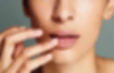 3 Penyebab Bibir Berwarna Hitam Selain Kebiasaan Merokok dan Ngopi