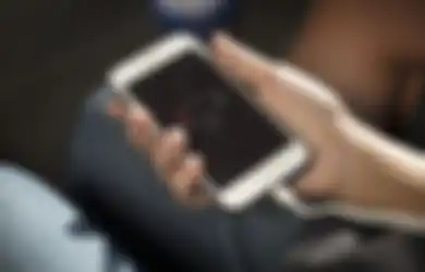 Bisa Berakibat Fatal! ini 5 Penyebab Baterai Handphone Bisa Meledak, Nomor 3 Masih Sering Kita Lakukan