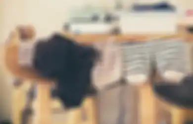 Perubahan Langsung Dirasakan Tubuh, Ini 5 Manfaat Tidur Pakai Kaos Kaki. Wajib Coba! 