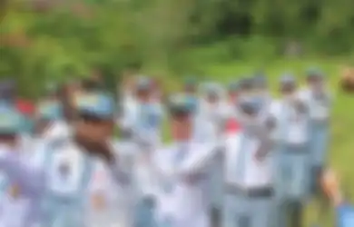 Tak Diberikan Seragam Paskibra, 28 Paskibra Menangis Saat Kibarkan Bendera Merah Putih