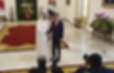 Tak Sembarangan Ganti Nama Jalan Tol Jakarta Cikampek, Jokowi Ternyata Punya Hubungan Luar Biasa dengan Sheikh Mohamed Bin Zayed, Luhut: Ini Adalah Deal Terbesar dalam Sejarah Indonesia