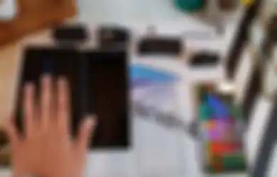 Video Unboxing Samsung Galaxy Note 10+, Ponsel Flagship Baru