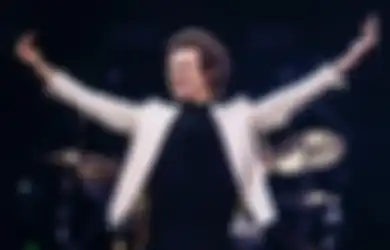 Jadi Direktur, Harry Styles Akan Rilis Merek Parfumnya Sendiri!