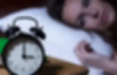 5 Cara Jitu untuk Kamu yang Susah Bangun Sahur, Salah Satunya Jauhkan Alarm!