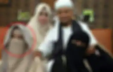 Sosok Istri Ketiga Mendiang Ustaz Arifin Ilham Jadi Sorotan, Digadang-gadang Bukan Orang Sembarangan, Ini Profesinya