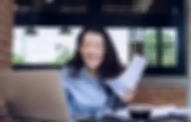 7 Alasan Lebih Baik Bertahan Ketimbang Menyerah Buat #GirlsIn5piration