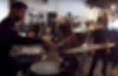 Cafe di Jakarta Boleh Kembali Gelar Live Music, Tapi yang Manggung Nggak Boleh Band Terkenal