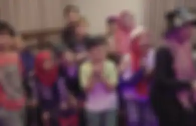 Lewat Dinginnya Layar Kaca, Mertua Aurel Hermansyah Ucapkan Permintaan Maaf Sebesar-besarnya Karena Tak Bisa Hadir di Hari Bahagi Anaknya: Sudah Berbagai Usaha Dilakukan...