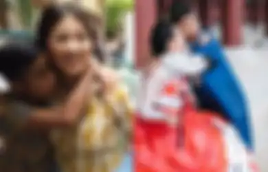Berulangkali Tertangkap Kamera Lakukan Hal Ini, Betrand Peto Akhirnya Kepergok Netizen Sentuh Dada Sarwendah. Tak Disangka, Ruben Onsu Malah Ambil Tindakan Begini...