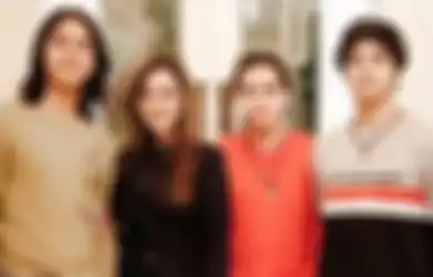 Ibunya Pernah Diusir Ahmad Dhani, Dul Jaelani Teteskan Air Mata Saat Maia Estianty Ungkap Kesedihan Tinggalkan Ketiga Putranya, Istri Irwan Mussry: Sebagai Ibu, Aku Mempertaruhkan Doa