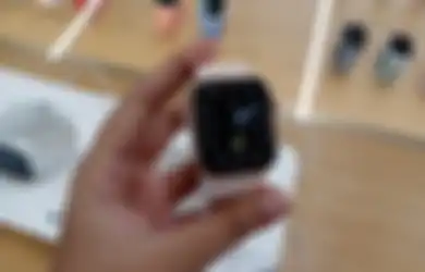 Case Apple Watch Series 5 Black Ceramic Beredar, Tampilannya Mewah!