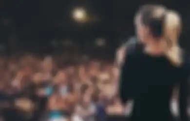 4 Trik Simpel yang Bantu Meningkatkan Kemampuan Public Speaking