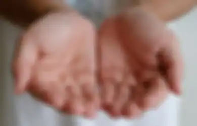 4 Arti Kedutan di Telapak Lengan Kanan Menurut Primbon Jawa, Benarkah Pertanda akan Ketiban Rezeki?