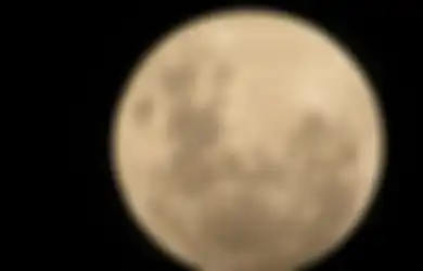 Jangan Lupa Siapkan Kamera Kita, Dini Hari Nanti Ada Peristiwa Langit yang Langka: Gerhana Bulan Stroberi