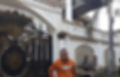 Hawa Rumahnya Disebut Selalu Panas, Sule Dituding Gunakan Pesugihan untuk Timbun Kekayaan, Sosok Dekat Nathalie Holscher Ini Ungkap Hal-hal Ganjil di Kediaman Sang Komedian