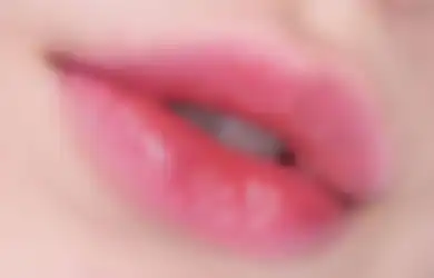 3 Serum Bibir yang Ampuh Bikin Bibir Jadi Lembab dab Kenyal, Simak