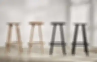 2021 Masih Belum Tau Stool? Ikuti Yuk Sejarah Kursi Satu Ini, Cirinya Tak Memiliki Sandaran!