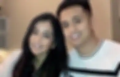 Jennifer Jill Uring-uringan Lantaran Muncul Banyak Uban Jelang Usia Emas, Ajun Perwira Beri Respon Tak Terduga, Sukses Bikin Netizen Baper Maksimal: So Sweet!