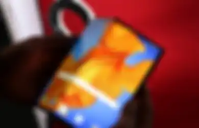 Dapat Hape Layar Lipat Huawei Mate Xs Gratis, Pegawai Tencent Malah Jual Lagi