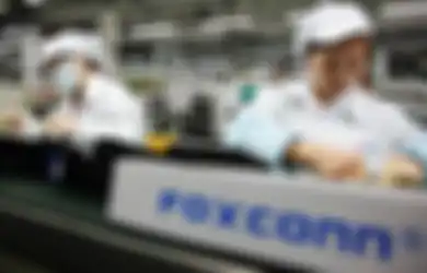 Gara-gara Corona, Pabrik iPhone Taiwan Ini Malah Jadi Jualan Masker!