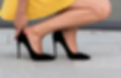 Pakai Heels Tetap Nyaman dan Enggak Sakit, Terapkan 5 Trik Ini!
