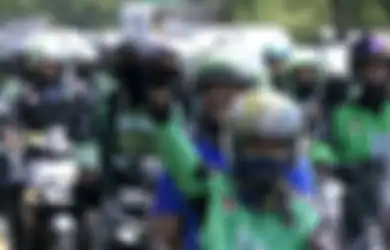 Bisa Menyebar Melalui Udara, Kenali Cara Aman Naik Ojek Online Selama Pandemi