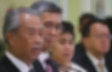 Kasus Covid-19 di Negaranya Meroket, PM Malaysia Ogah Lockdown dan Pilih Lakukan Hal Ini, Muhyiddin: Mohon Maaf Jika Abah Harus Mulai Gunakan Tongkat