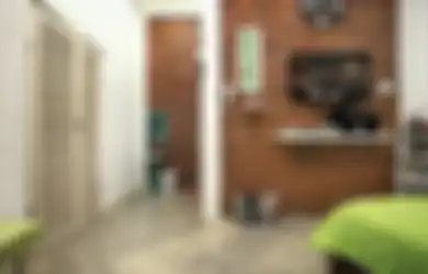 Ruang Tampil Stylish dan Unik, Mengekspos Bata hingga Guratan Kayu