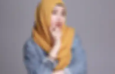 6 Ide Outfit Buat Tampil Trendi Pakai Combat Boots ala Anak Tengku Firmansyah