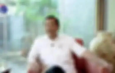 Geram dengan Oknum yang Gembar-gembor Soal Utang Negara,Luhut Tantang Pengkritik untuk Tatap Muka: Jangan di Media Sosial, Ketemu Saya Sini!