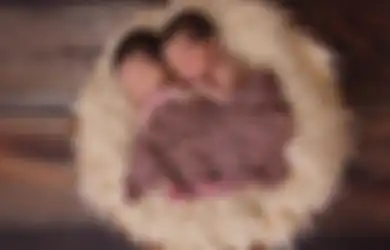Serasi dan Cantik, 17 Pasang Arti Nama Bayi Kembar Perempuan Jawa