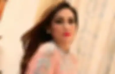 Pilih Menjanda Ketimbang Jadi Istri Tua, Nia Daniaty Bak Bernasib Mujur Usai Cerai dari Farhat Abbas, Sang Penyanyi Dijodohkan dengan Pengacara Tajir Ini