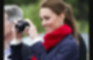 Keren Kayak Profesional, Intip 7 Koleksi Foto Pangeran George Hasil Jepretan Kate Middleton yang Hobi Fotografi!