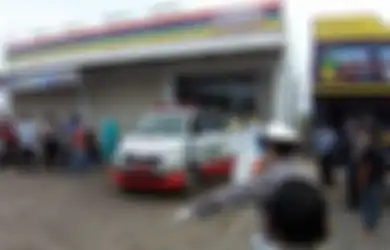 Acuhkan Larangan Mudik, Wanita Ini Nekat Tempuh Perjalanan Madiun - Pati dengan Jalan Kaki Usai Tak Dapat Tumpangan, Tubuhnya Ditemukan Membiru Tergeletak Lemas di Toilet Minimarket