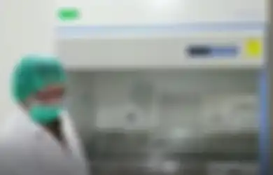 Jokowi Getol Minta Ilmuwan Indonesia Temukan Vaksin Corona, Kabar Duka Kembali Datang dari Surabaya: Dokter Meninggal Karena Covid-19, Istrinya Kritis